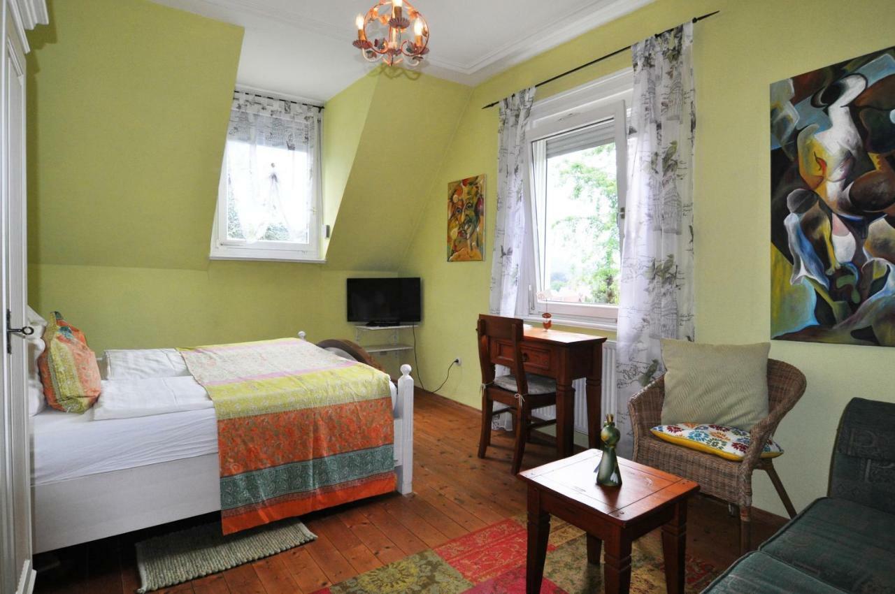 Villa Lamba Gastezimmer Лорх Экстерьер фото